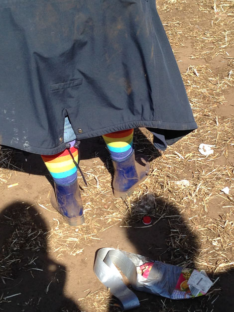 Hurricane 2014-Festivalstyle-bunte Socken-Gummistiefel
