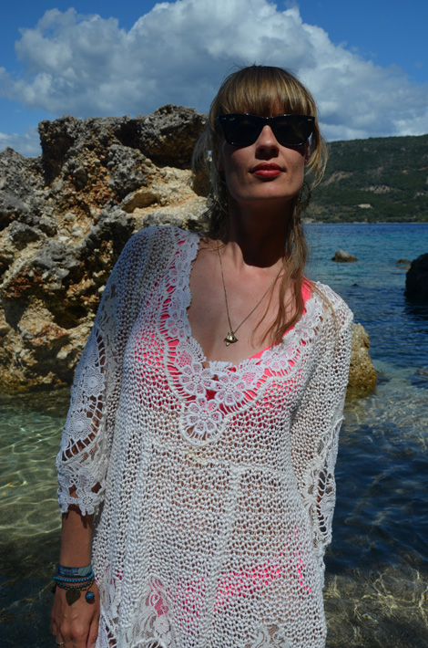 Outfit-Spitzenkleid-FreePeople-golden cage2